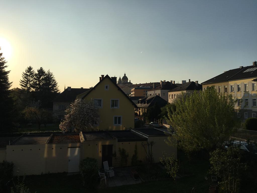 Am Löwenpark Appartement Melk Buitenkant foto