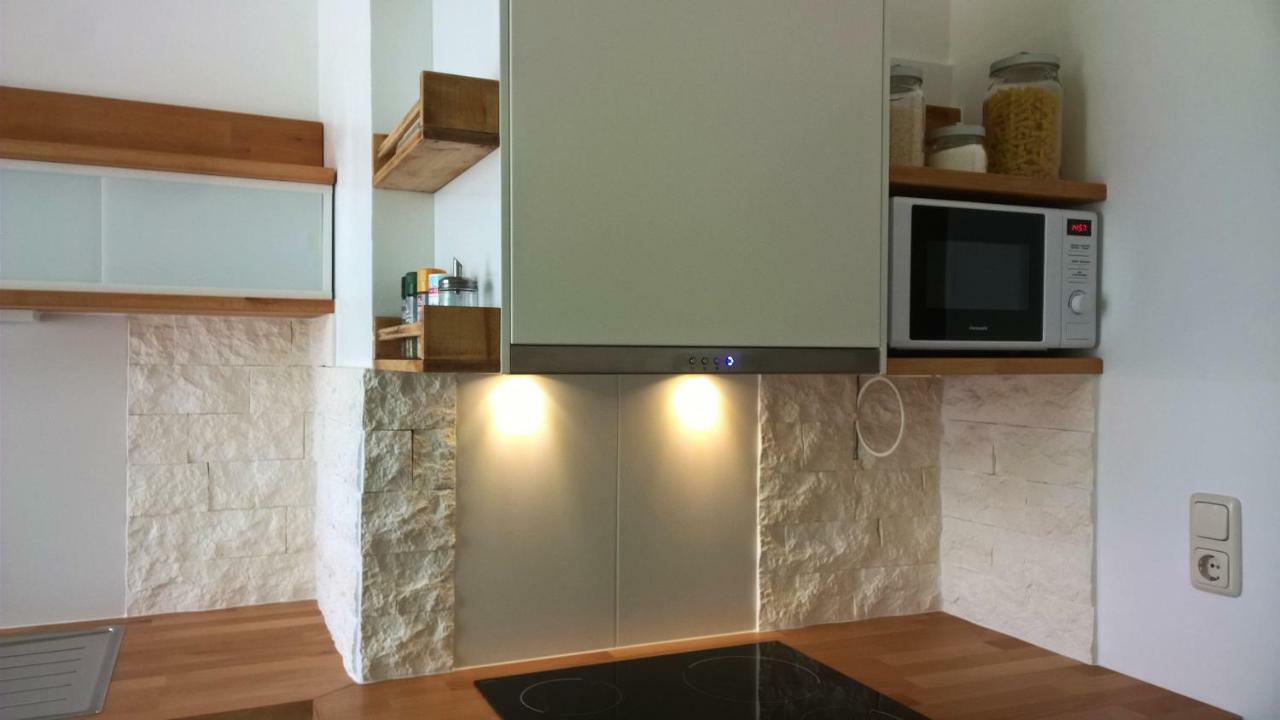 Am Löwenpark Appartement Melk Buitenkant foto